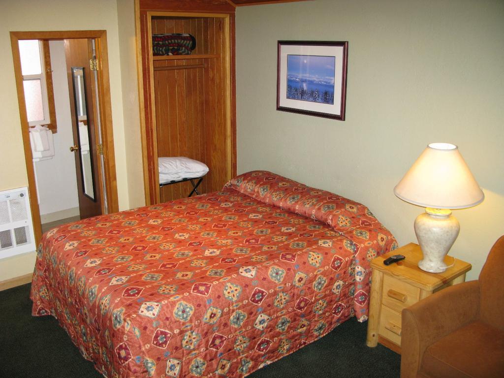 The Cabins At Zephyr Cove Hotel Стая снимка